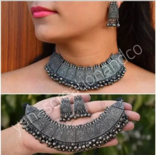 Good Looking new style Necklace set for Girls